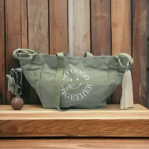 Tote bag by Universal Thread Goods
Co. from Target NEW